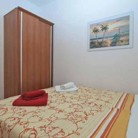 Fuer 3 Personen Ca 32 Qm In Fazana, Istrien Istrische Riviera *